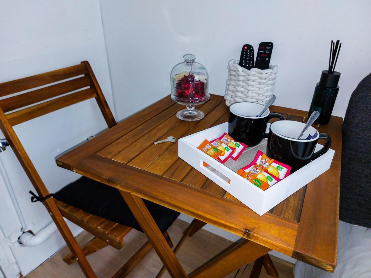 L'Essentiel - Tout Inclus ! Petit Dejeuner, Canal Plus, Netflix, Literie, Serviettes Rouen Zewnętrze zdjęcie
